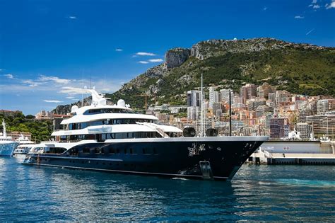 symphony yacht